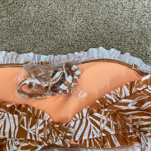 Rust and white leaf bandeau top - Picture 4 of 4